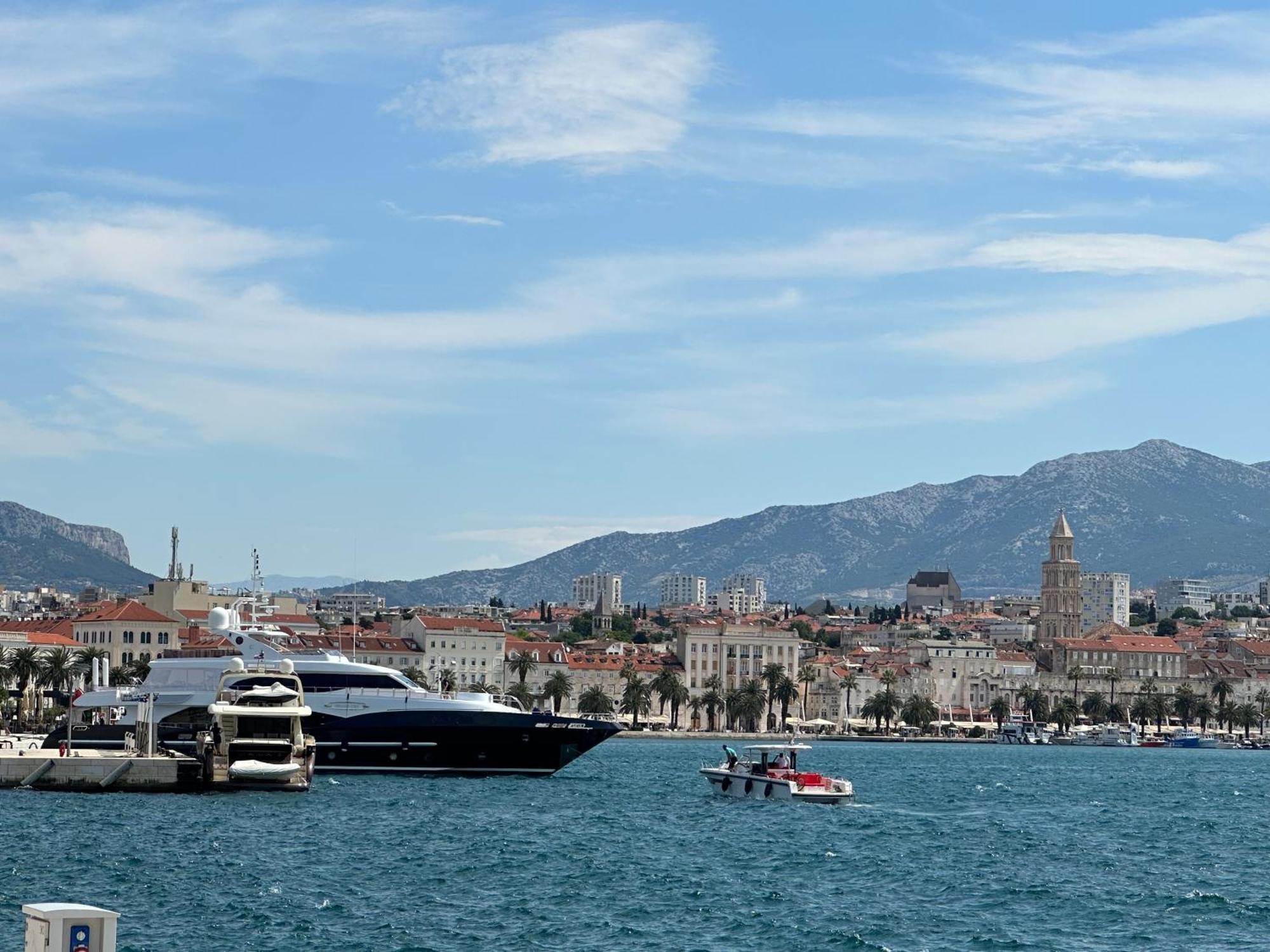 Apartment New Luxury With Private Heated Pool And Amazing Terrace With Seaview Split