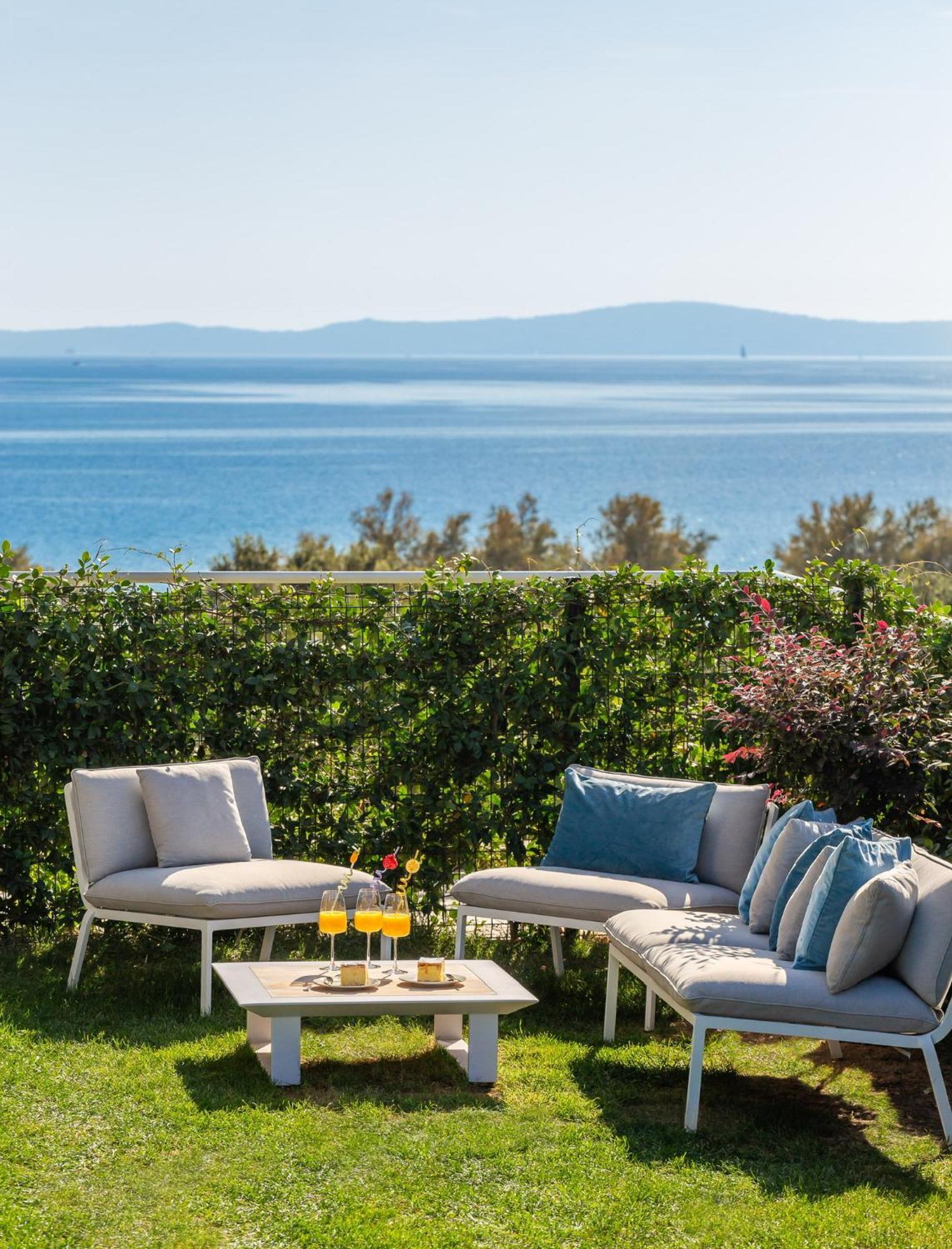 New Luxury With Private Heated Pool And Amazing Terrace With Seaview Split
